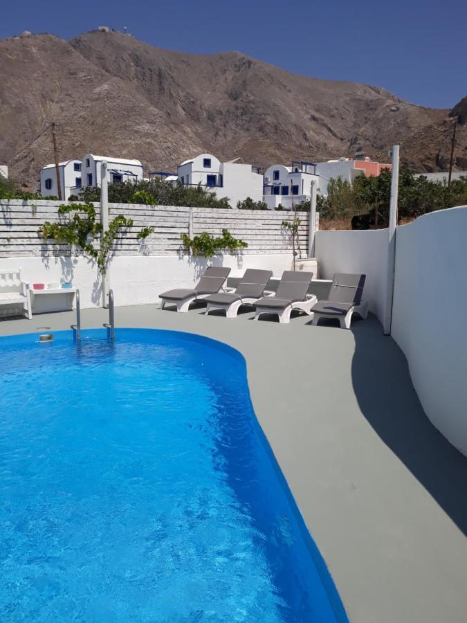 Aparthotel Three Harites Perissa  Exterior foto